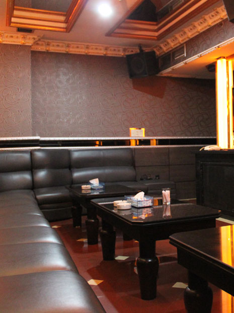 Studio 21 Karaoke - Golden Boutique Hotel